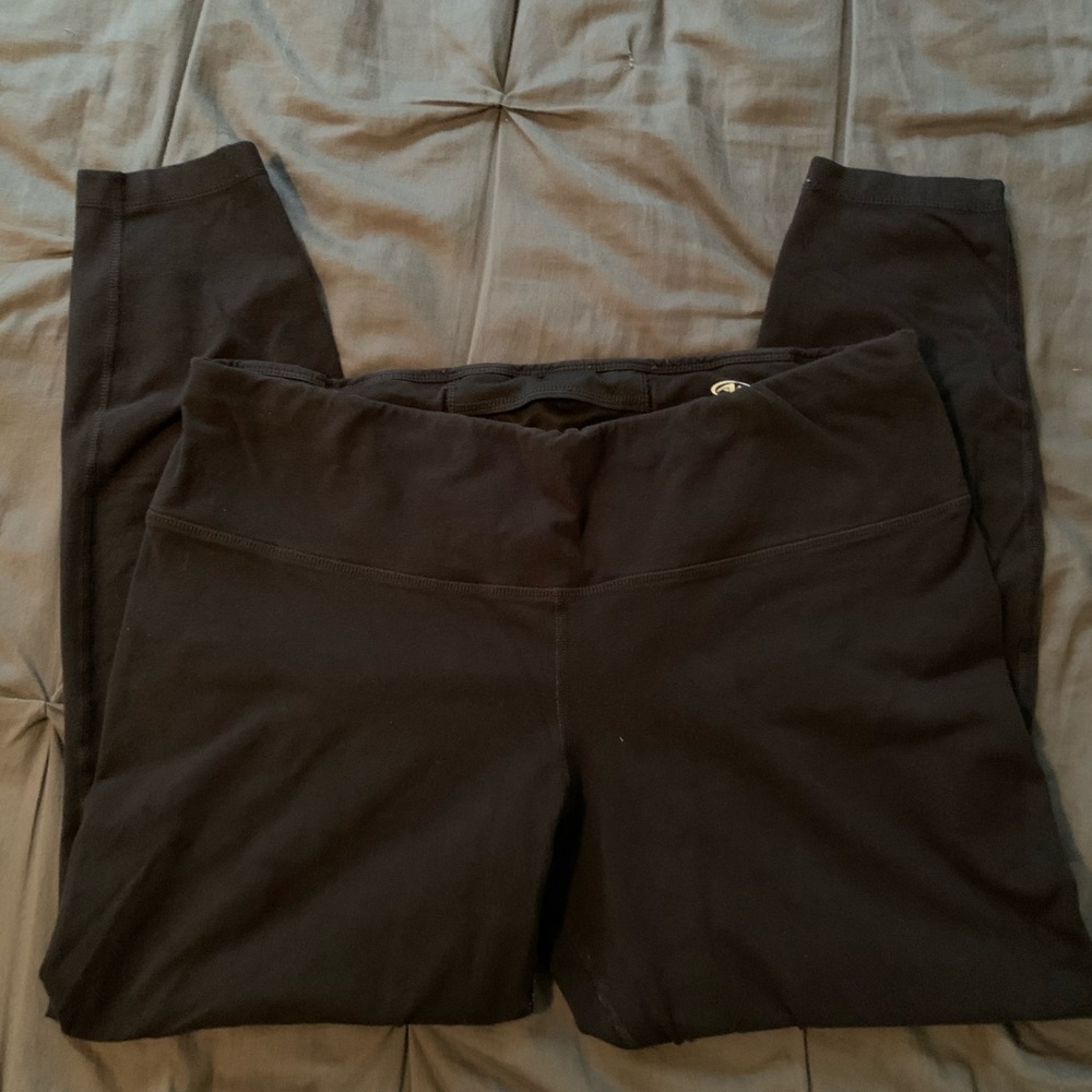 Athletic Works black leggings